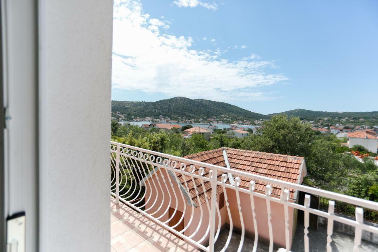 דירות Vinišće Apartman Paula 1 מראה חיצוני תמונה